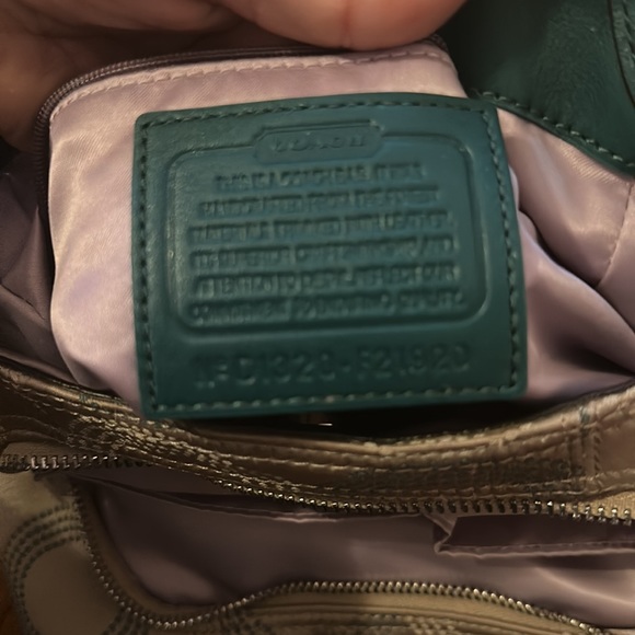 Matching coach set - Picture 4 of 7